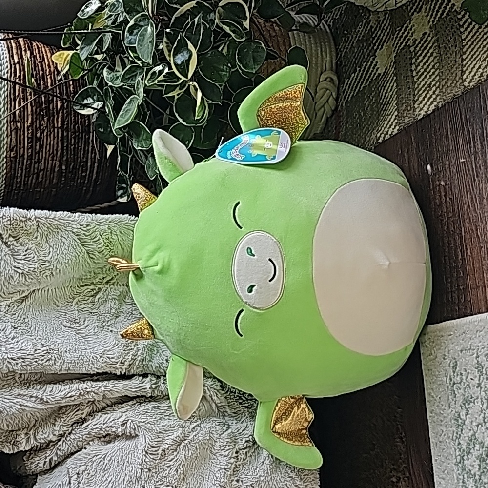 14" Azizi dragon squishmallow